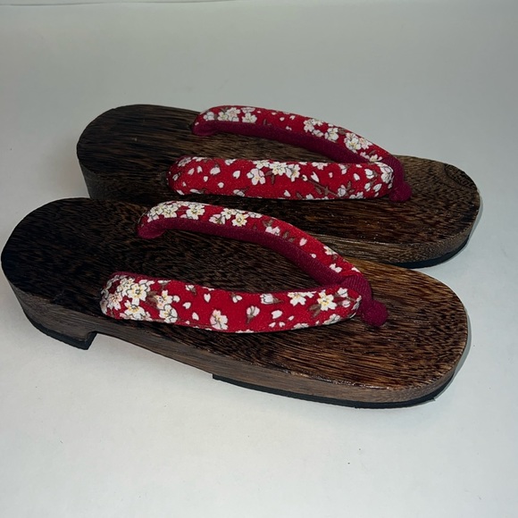 GETA Japanese Wooden Slippers. Authentic. - Picture 1 of 6
